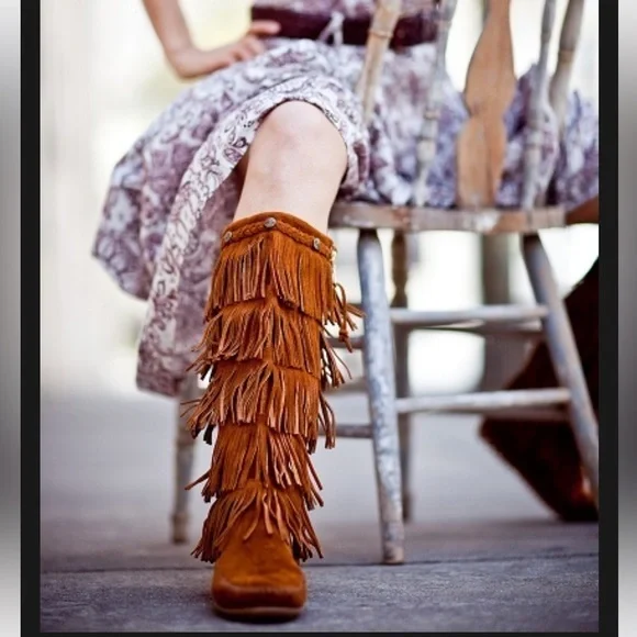 MINNETONKA Moccasins 1652 Women's 5 Layers Fringes Brown Suede Boots 6 - Picture 7 of 16